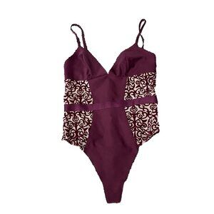 VICTORIAS SECRET VICTORIAN ROMANCE BODYSUIT TEDDY LINGERIE sz S